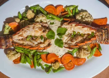 LAGOSTAS (REFEIÇÃO PARA 3 PESSOAS)